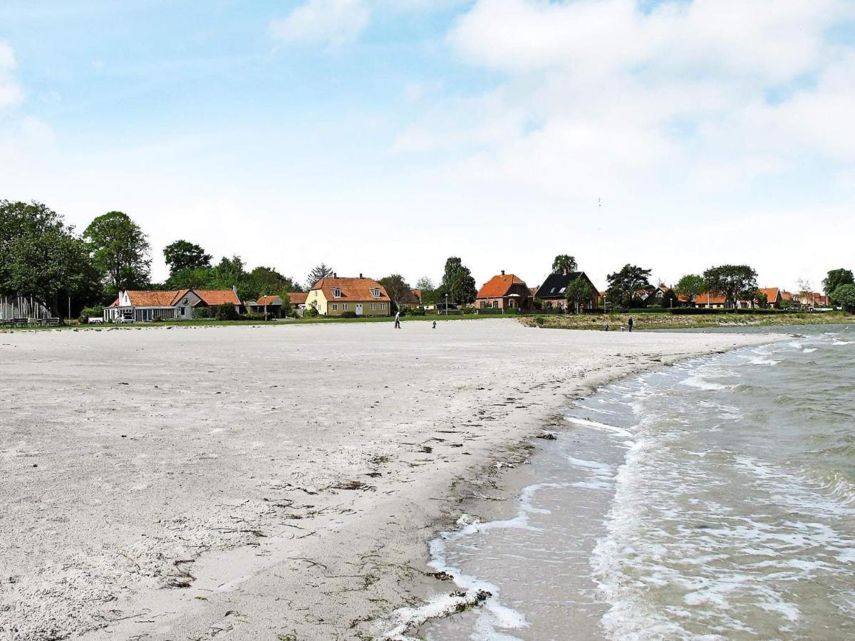 4 Person Holiday Home In Bandholm Esterno foto